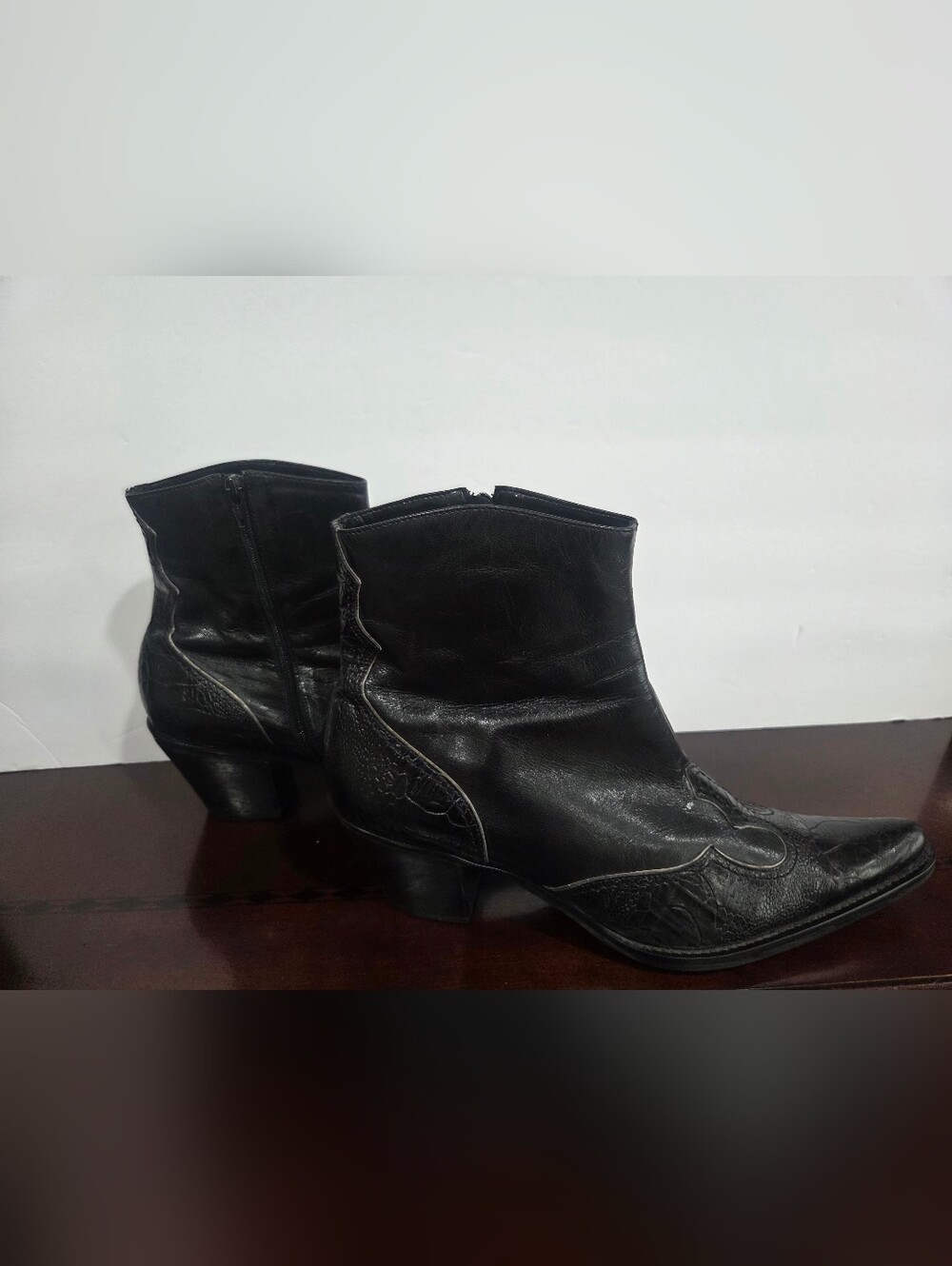 Franco Sarto Women's Black Ankle Western Boots Sz.11 M